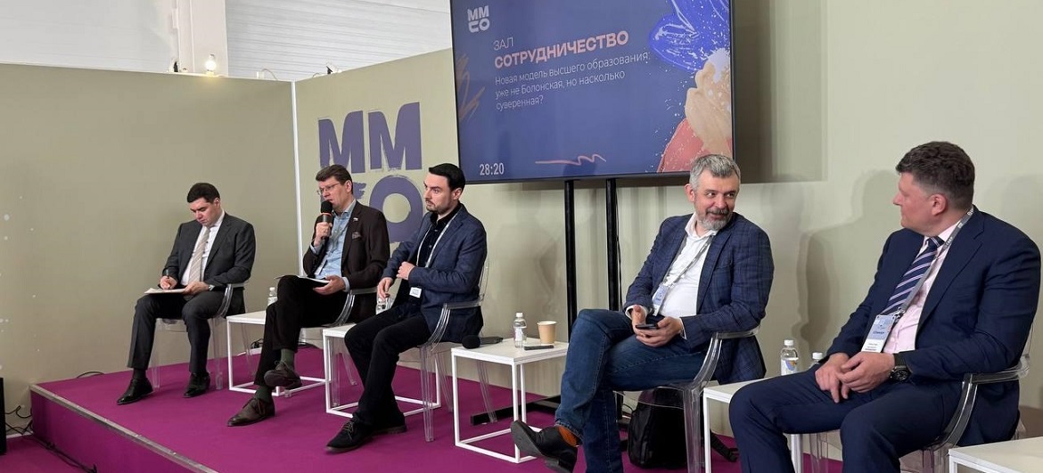 Госдума и «Антиплагиат» обсуждают единые подходы к подготовке кадров в условиях распространения ИИ